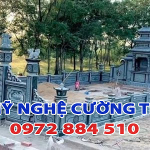 Alternative view of Khuôn viên lăng mộ đá xanh rêu